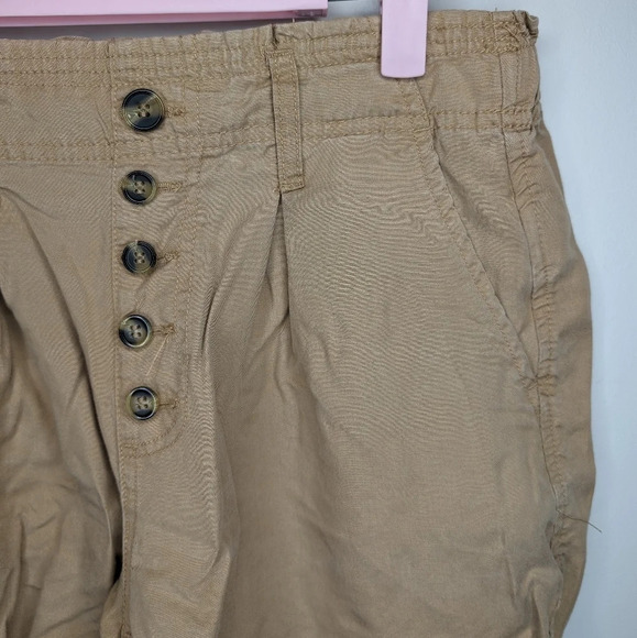one5one Tan Brown Faux Button Front Shorts  with Pockets Women Small - Picture 4 of 8
